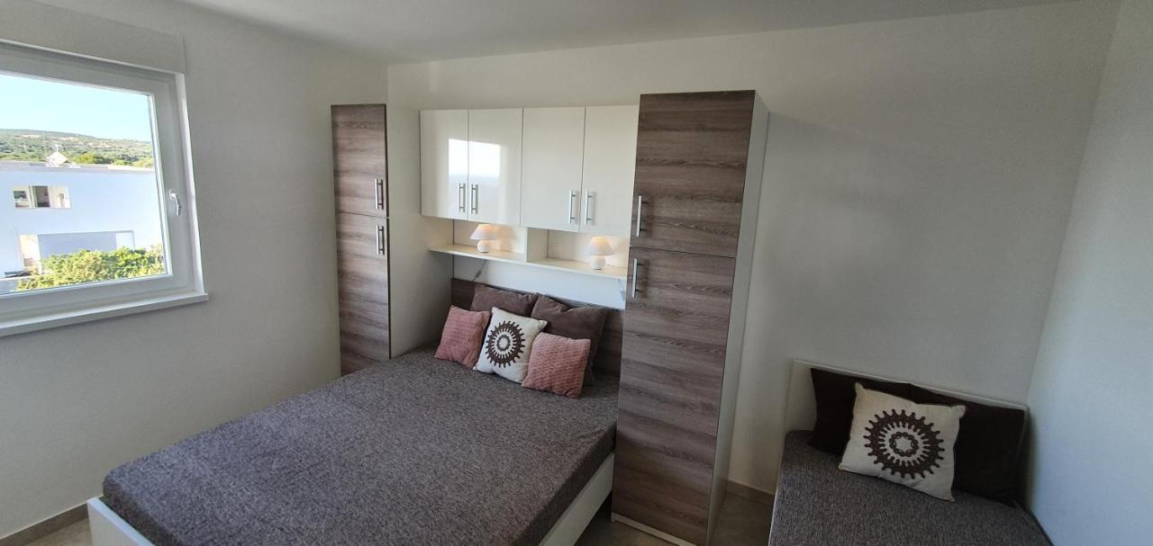 Seahorse Luxury Apartment With Pool And Sea View Novalja Eksteriør billede